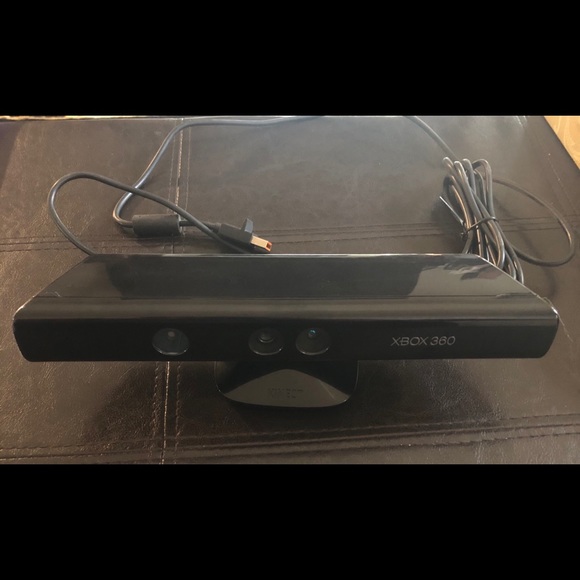 XBOX360 Kinect sensor - Picture 2 of 3